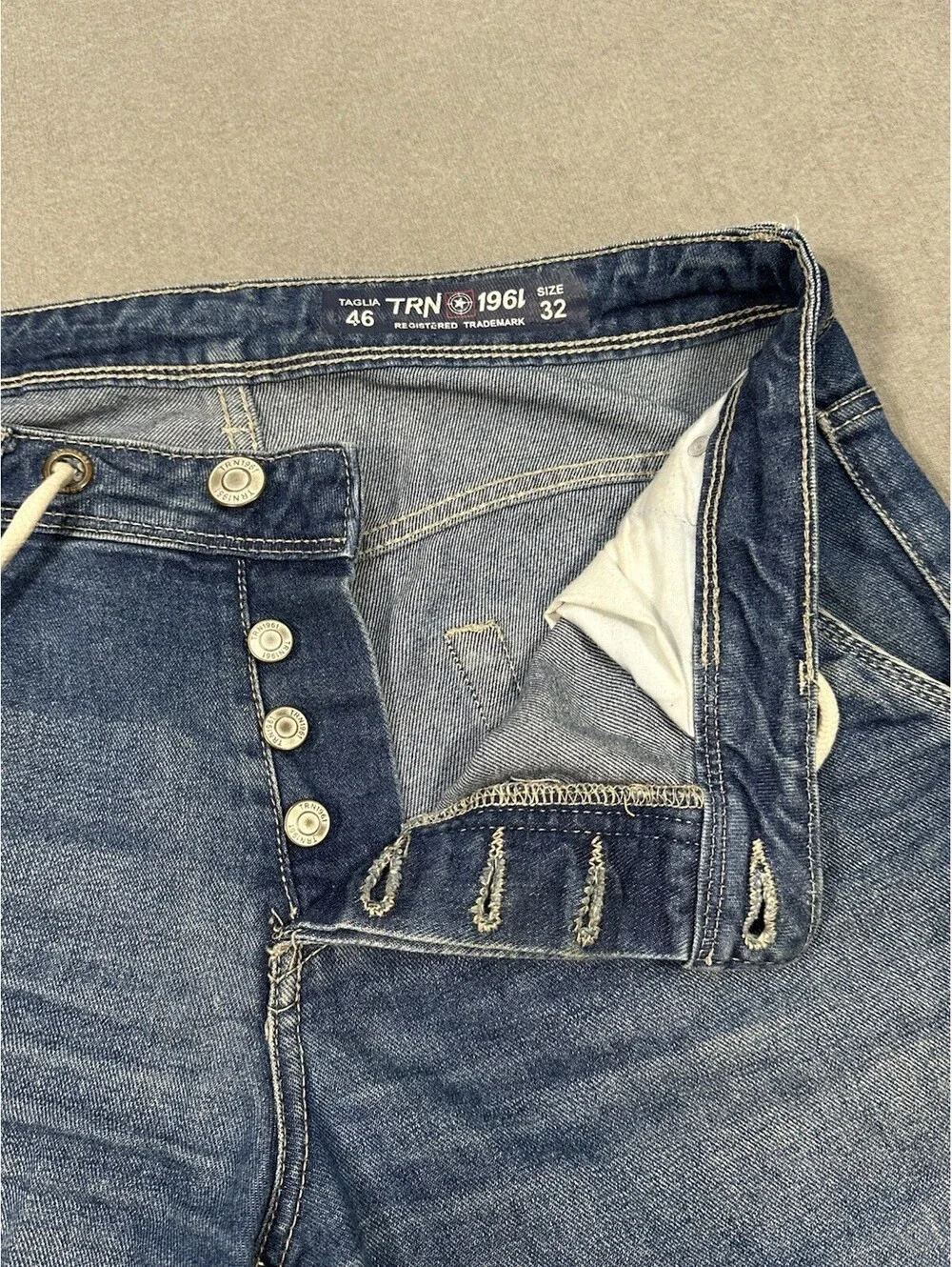 TRN 1961 Men’s Denim Shorts Size 32 Blue Drawstring Casual Jean Shorts